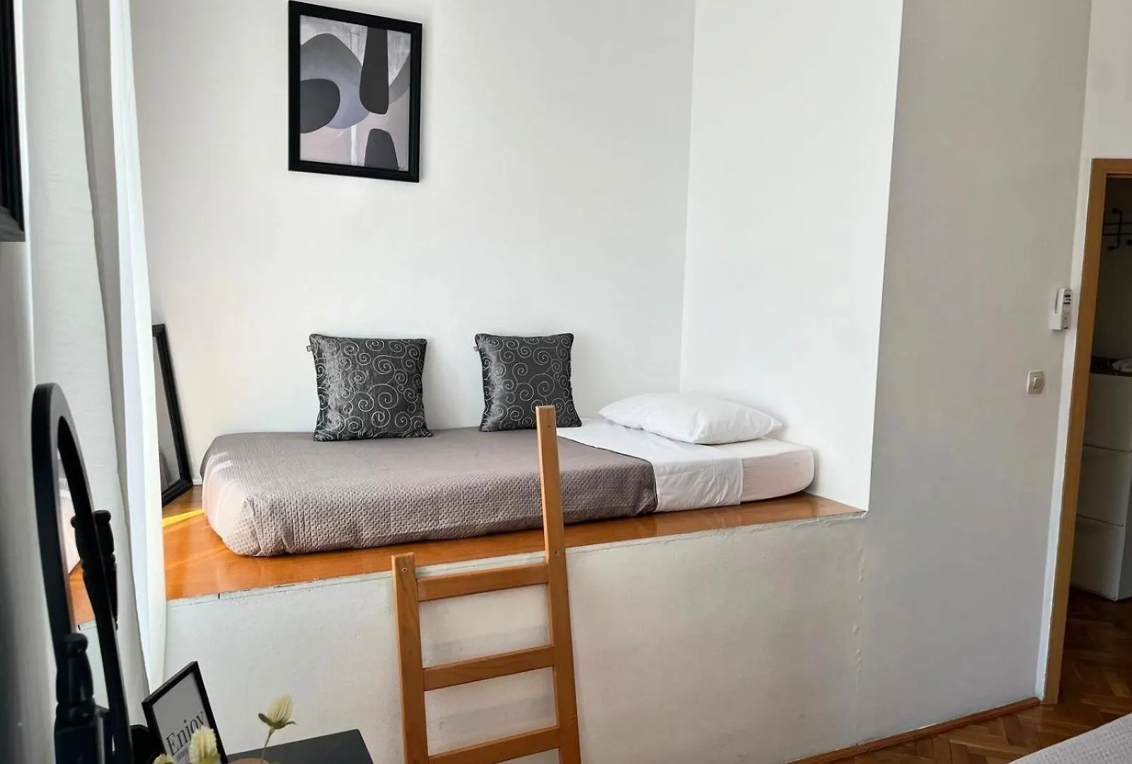 Apartments Centurio Pula 0*,  Κροατία